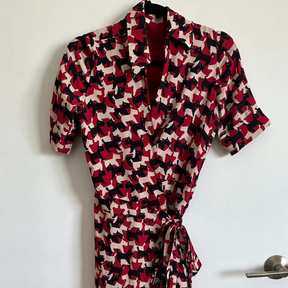 Cacharel 2000s Size 8 Scottish Terrier Novelty Dog Print Vintage Wrap Dress